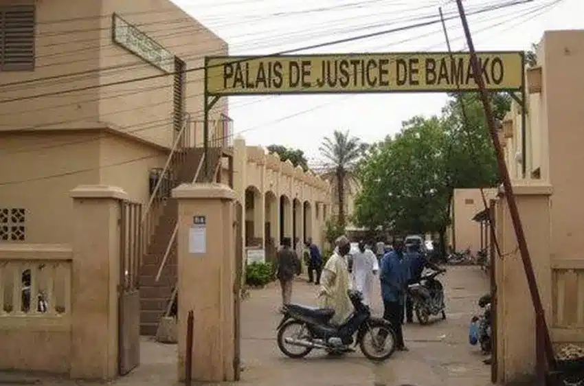Mali : les 46 militaires ivoiriens arrêtés comparaissent devant la cour d’assises de Bamako