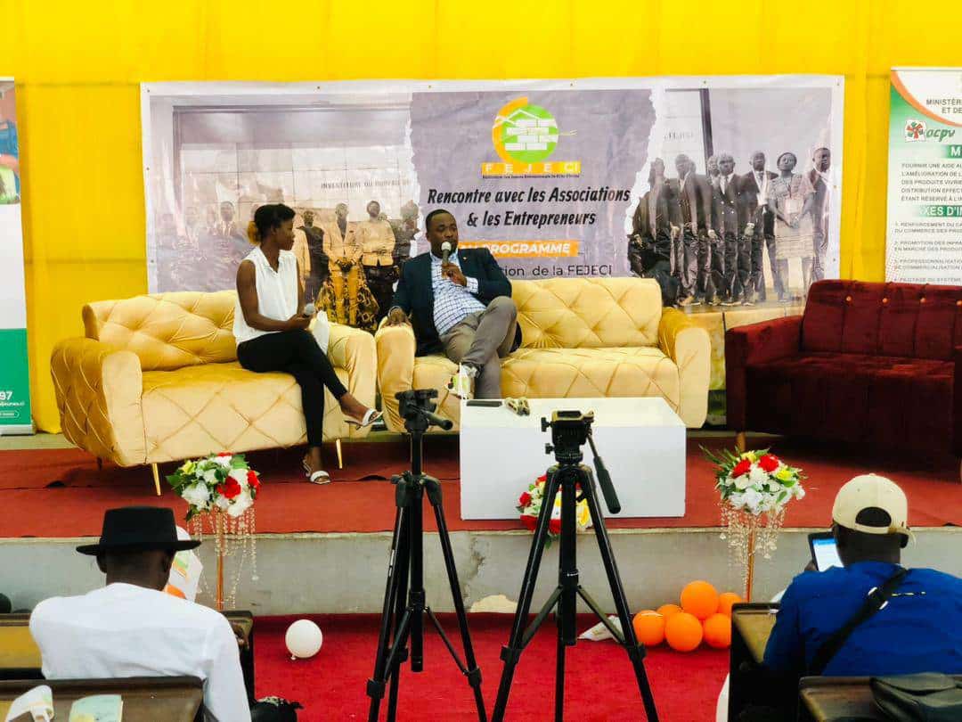 Côte d’Ivoire : L’entrepreneuriat expliqué aux associations de jeunesse par la FEJECI