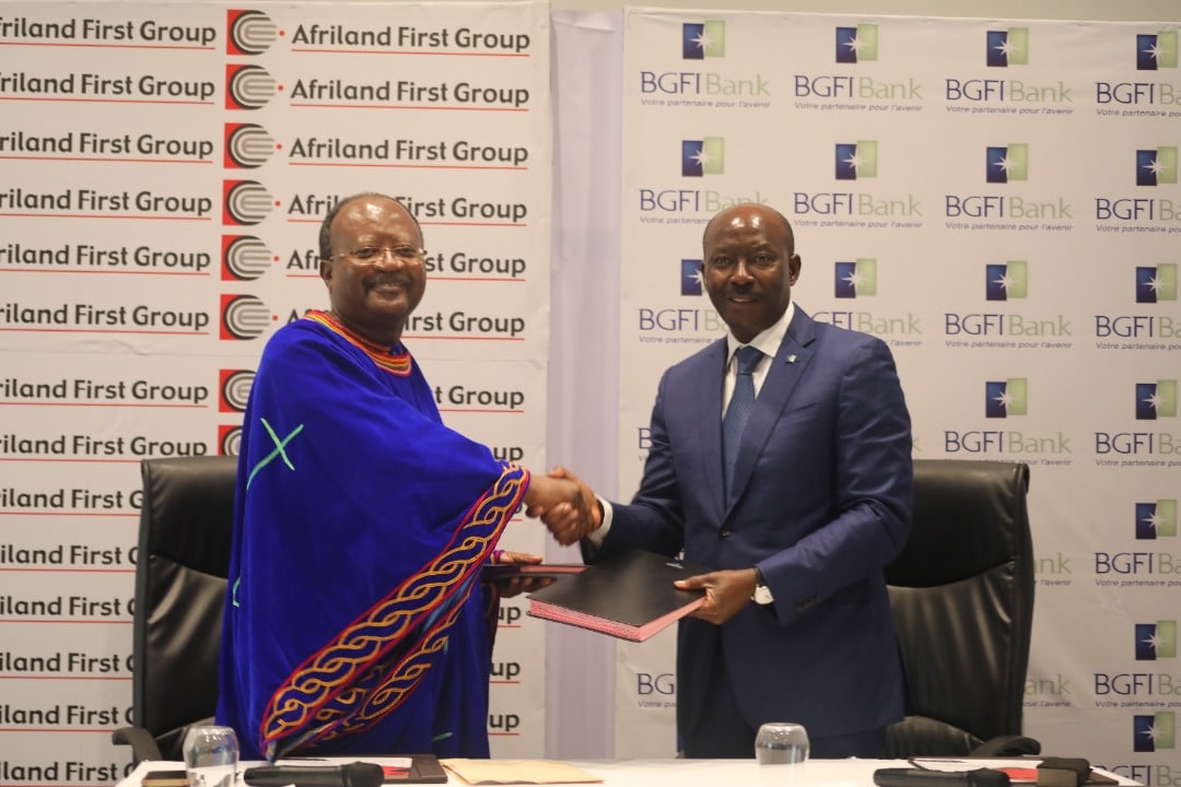 Afriland First Group SA et BGFI Holding Corporation signent un accord de coopération interbancaire