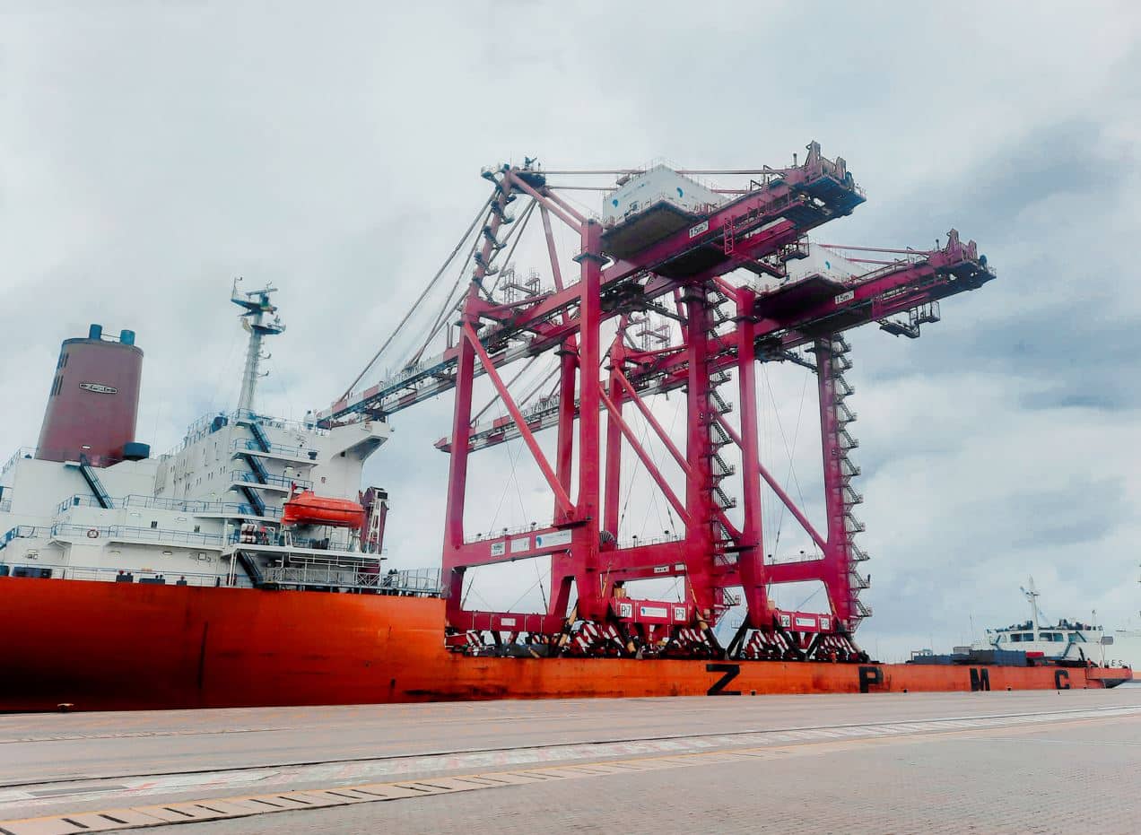 Congo Terminal réceptionne deux portiques de quais STS