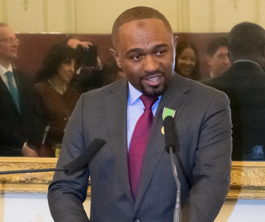 L’entrepreneur Idrisse Ahamed reçoit la médaille d’or «valeur et solidarité » de la Renaissance Française