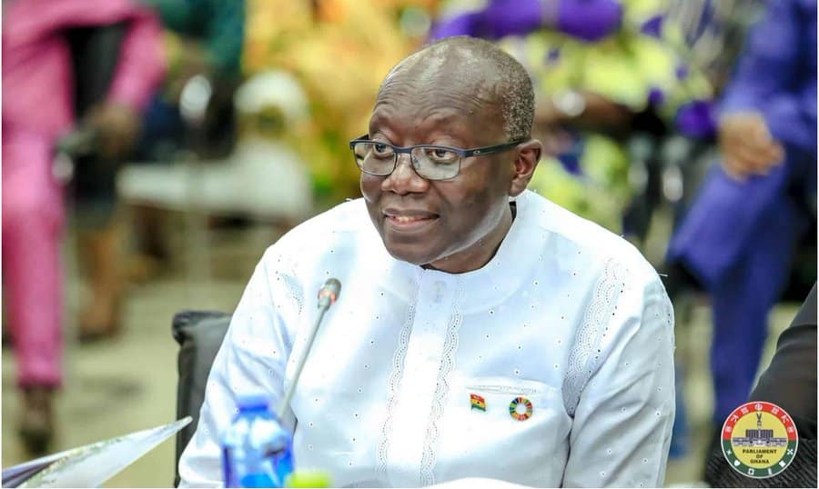 Ghana : le ministre des Finances relevé de ses fonctions