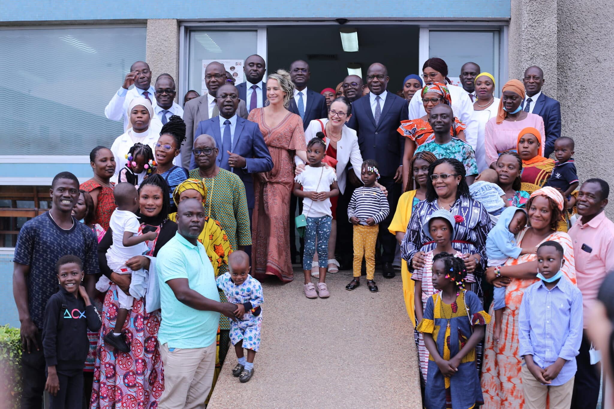 Côte d’Ivoire : une nouvelle initiative pour l’autosuffisance en chirurgie cardiologie pédiatrique