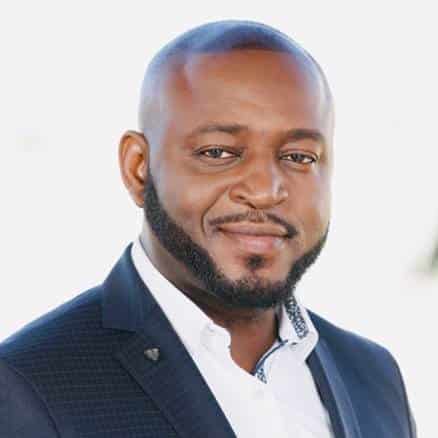 SRDB Law Firm renforce son Pôle Afrique avec l’arrivée de Me Vivien MAKAGA PEA