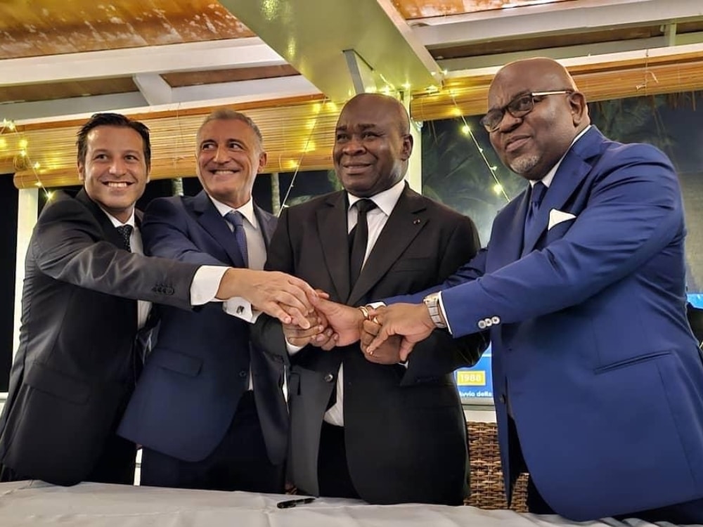 La SNPC, Eni Congo et Lukoil, signent avec Eni SPA un contrat pour l’achat et la vente de gaz naturel liquéfié (GNL)