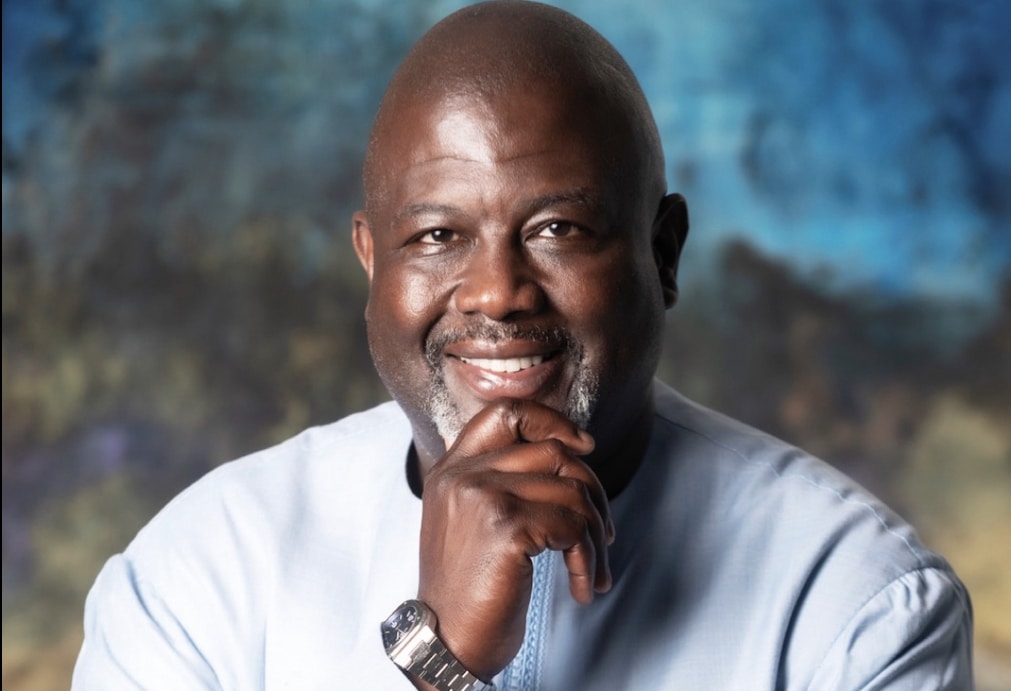 Abdou Diop signe un livre sur le Sénégal : “Le lion sort de sa tanière”