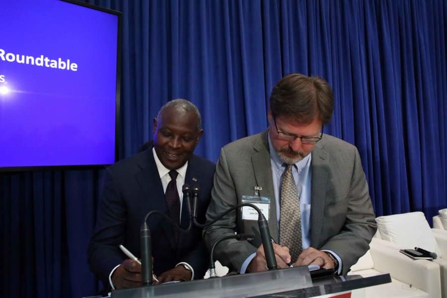 Kenya : Equity Group s’associe avec John Deere pour soutenir les agriculteurs