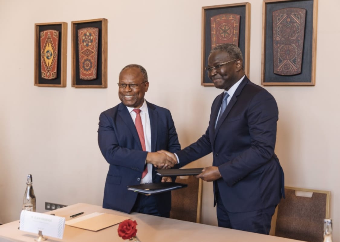 Journal des assemblées du FMI et de la Banque Mondiale: la commission de l’UEMOA signe une convention avec Africa 50