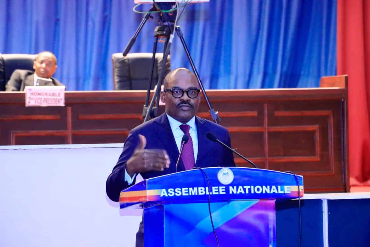 RDC : les députés approuvent un financement de la Trade & Development Bank pour la construction du Centre financier de Kinshasa