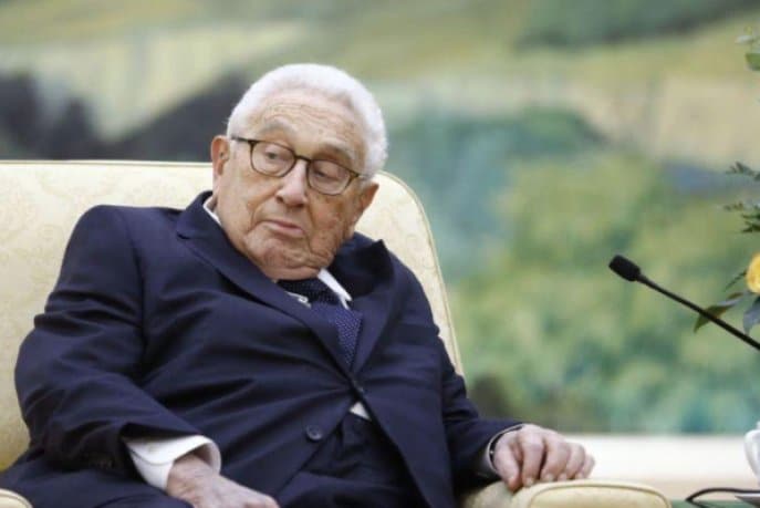 Le diplomate américain et lauréat du Prix Nobel de la Paix Henry Kissinger, nous a quittés à l&rsquo;âge de 100 ans