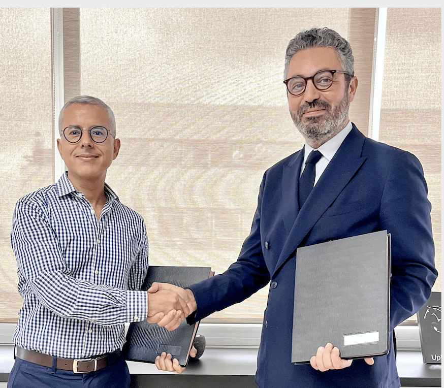 Inclusion financière au Maroc: partenariat novateur entre ORA Technologies et M2T