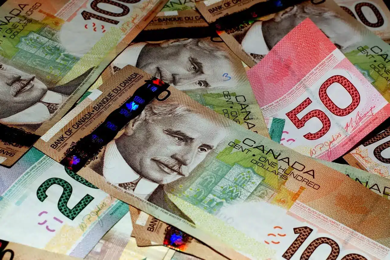 Le CRDI accorde une Subvention de 900 000 $ à FINAFRIQUE pour l’implémentation du Projet Inclusive Bonds