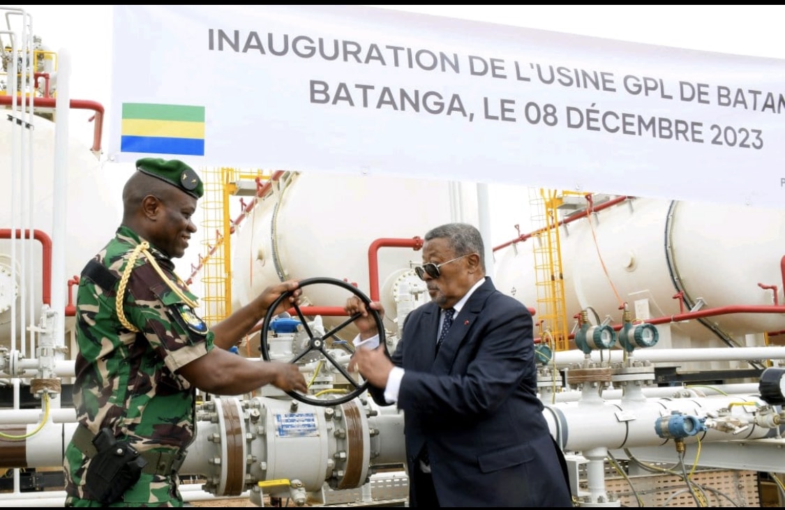Gabon : le président Oligui Nguéma inaugure la centrale gazière de Batanga aux côtés de Jean Ping 