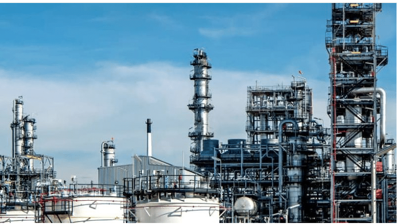 Nigeria : la nouvelle raffinerie de Dangote reçoit ses premières cargaisons de pétrole brut