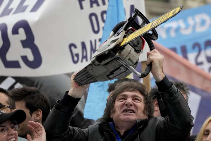 En Argentine, Javier Milei supprime 15 ministères jugés « inutiles »