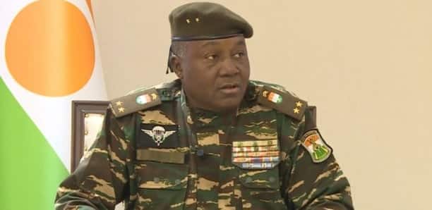 La note souveraine du Niger tombe de Charybde en Scylla