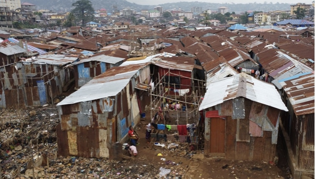 Les bidonvilles, ces villes bidons qui défient l’Afrique