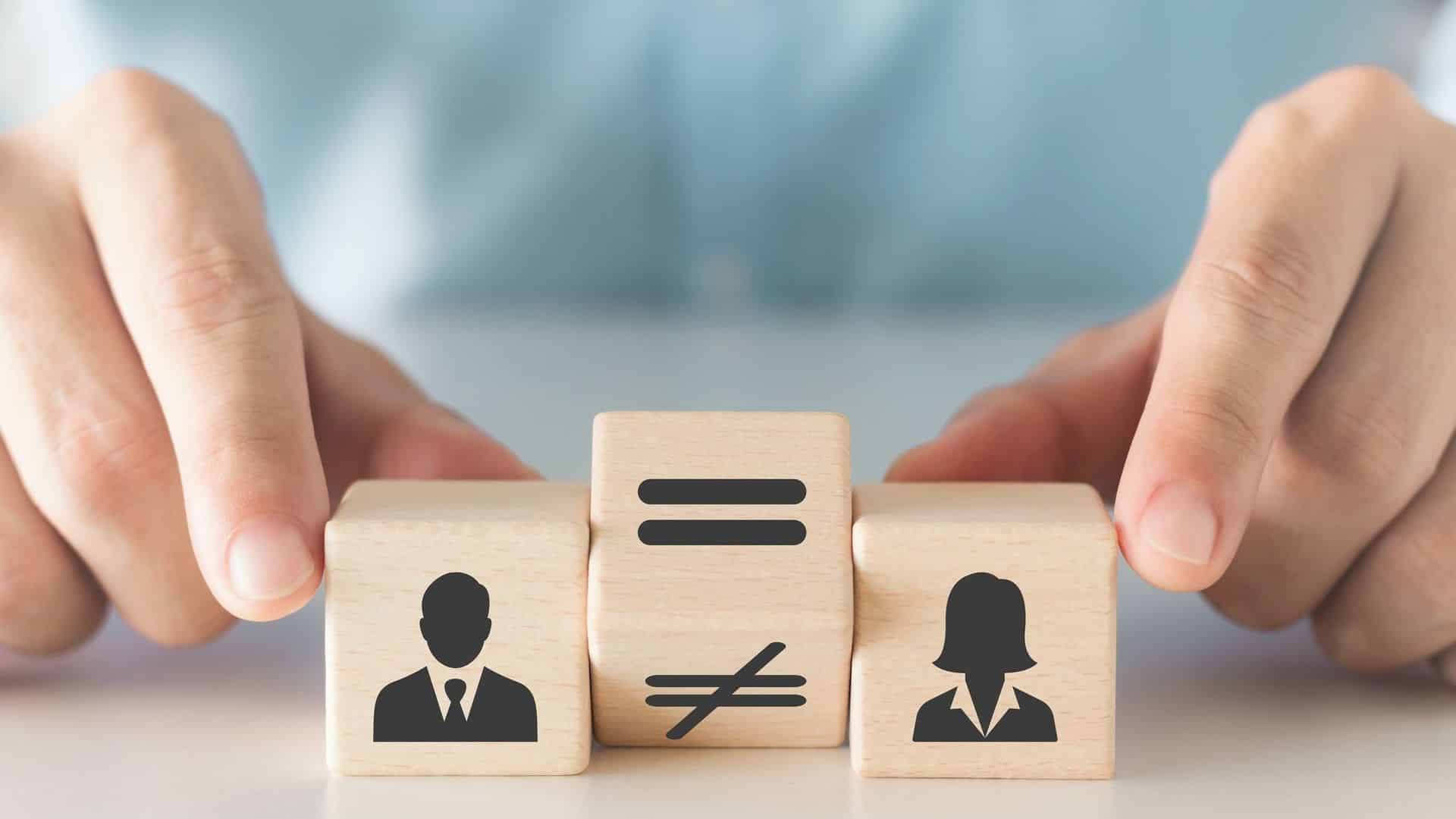 Banque Mondiale: des inégalités entre les femmes et les hommes dans le monde du travail bien plus importantes qu’on ne le pensait