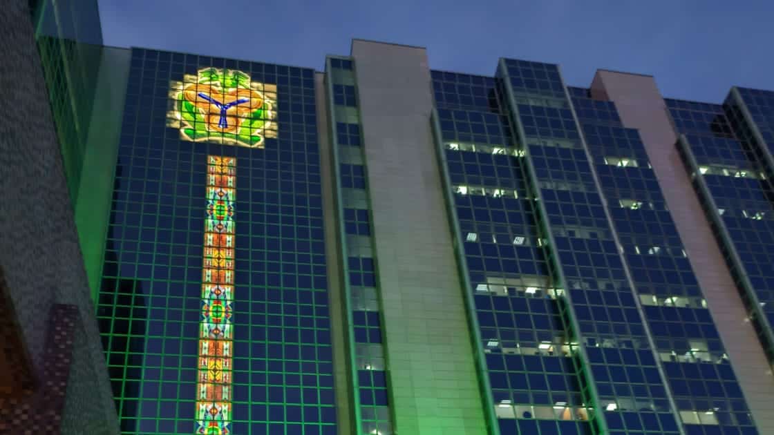 Nigéria: la Banque centrale maintient son taux directeur à 27,50 %
