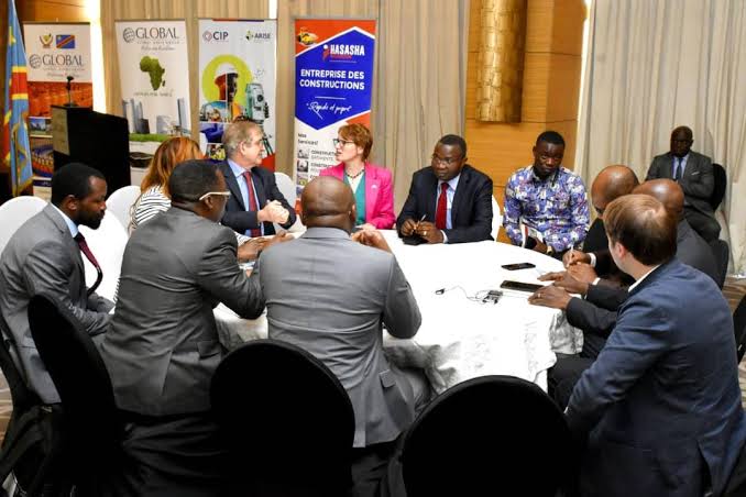 La RDC et le Royaume-Uni signent des mémorandums d’entente dans l’agro-industrie et les infrastructures