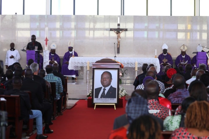 Côte d&rsquo;Ivoire : Henri Konan Bédié inhumé à Pepressou, son village natal