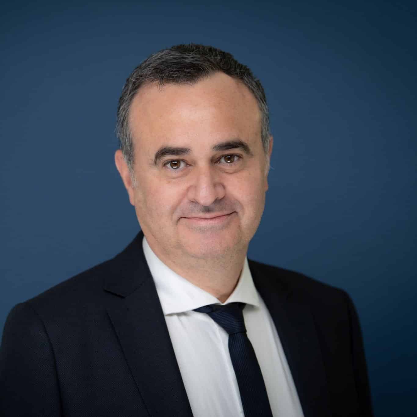 [Tribune d&rsquo; Erwan Davoux ]  Hollande et Macron ont abîmé l’image de la France à l’étranger, particulièrement au Maghreb et en Afrique de l’Ouest