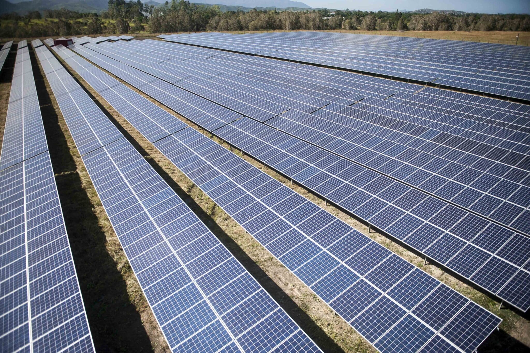 La BERD prête 25 millions d’euros à la Tunisie pour la construction de deux centrales solaires de 60 MW