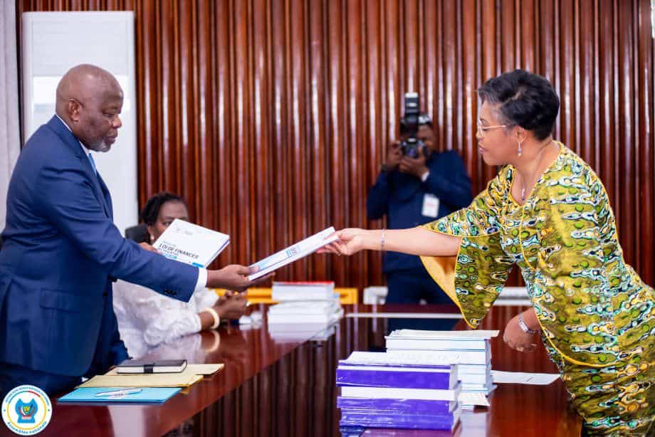 RDC : le projet de Loi de finances 2025 déposé à l’Assemblée nationale
