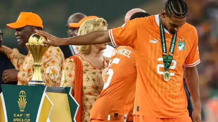 Côte d&rsquo;Ivoire: le footballeur Sébastien Haller à l&rsquo;heure des investissements