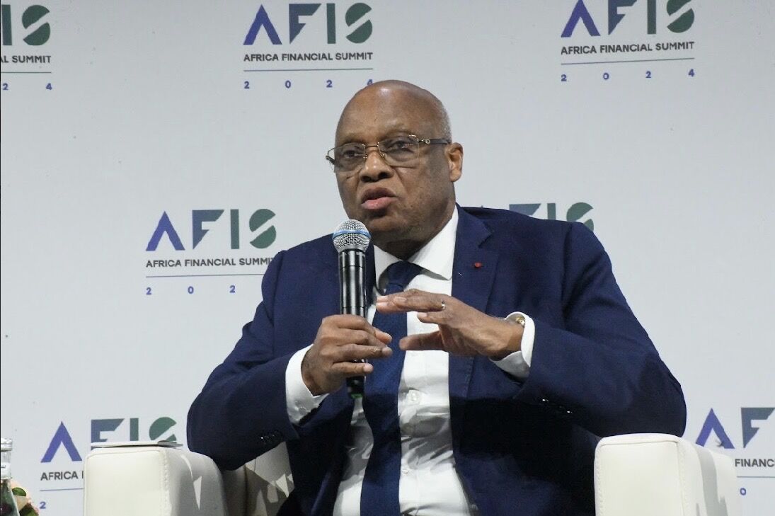 « Nous travaillons pour un cadre réglementaire approprié pour les cryptoactifs », dixit Jean-Claude Kassi Brou, gouverneur de la BCEAO