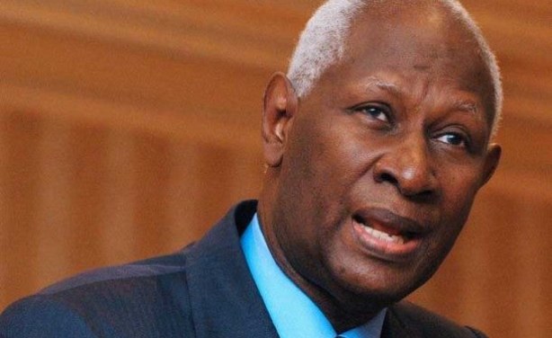 Livre « L’AFRIQUE REND HOMMAGE AU PRESIDENT ABDOU DIOUF »