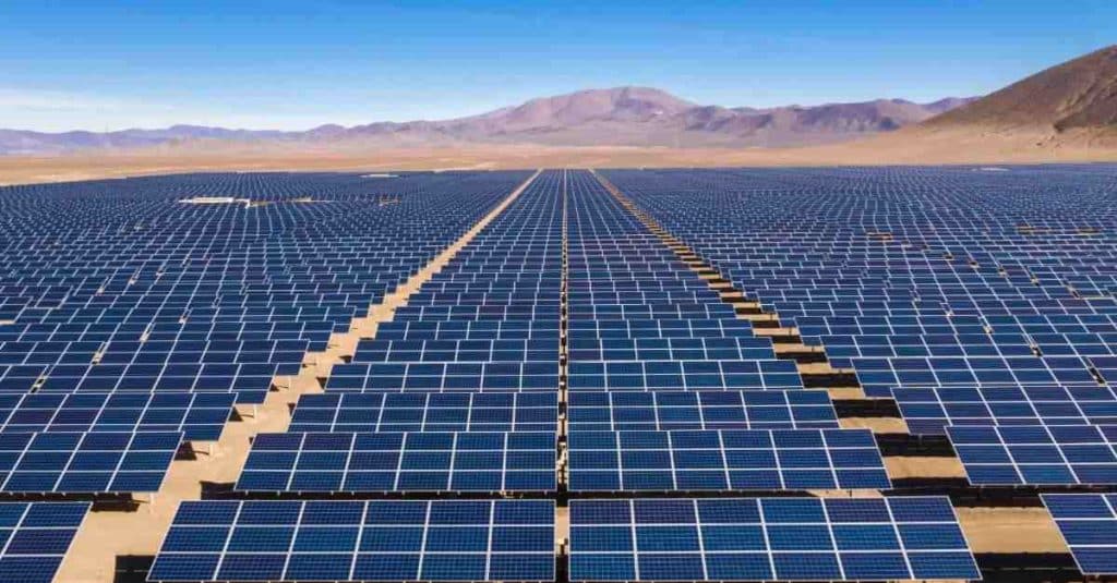 Old Mutual et Sturdee Energy acquièrent une participation majoritaire dans la plus grande centrale solaire de Namibie