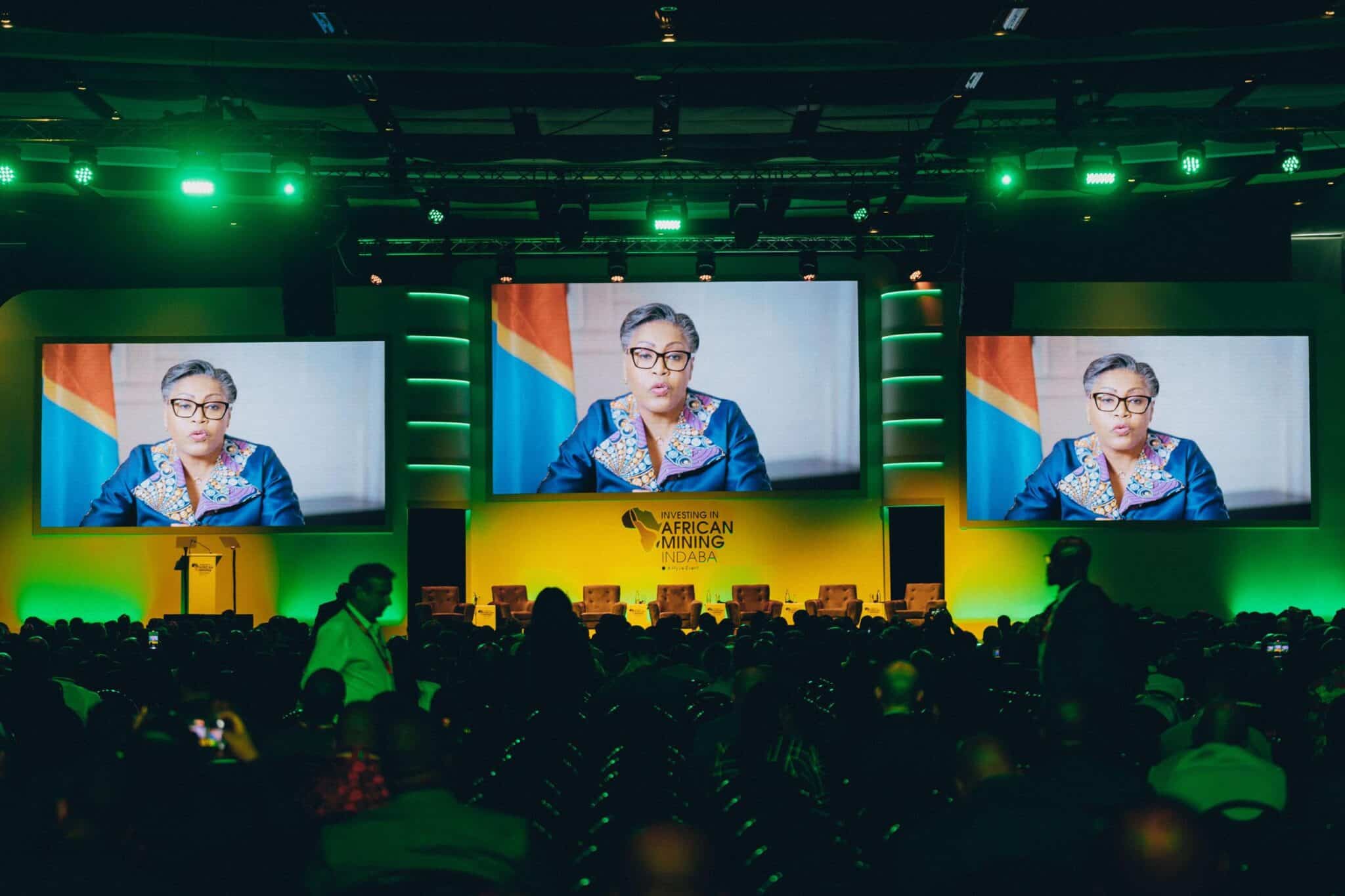 Mining Indaba, la Première ministre congolaise, Judith Suminwa Tuluka, dénonce « l’exploitation illégale » des ressources minières de la RDC