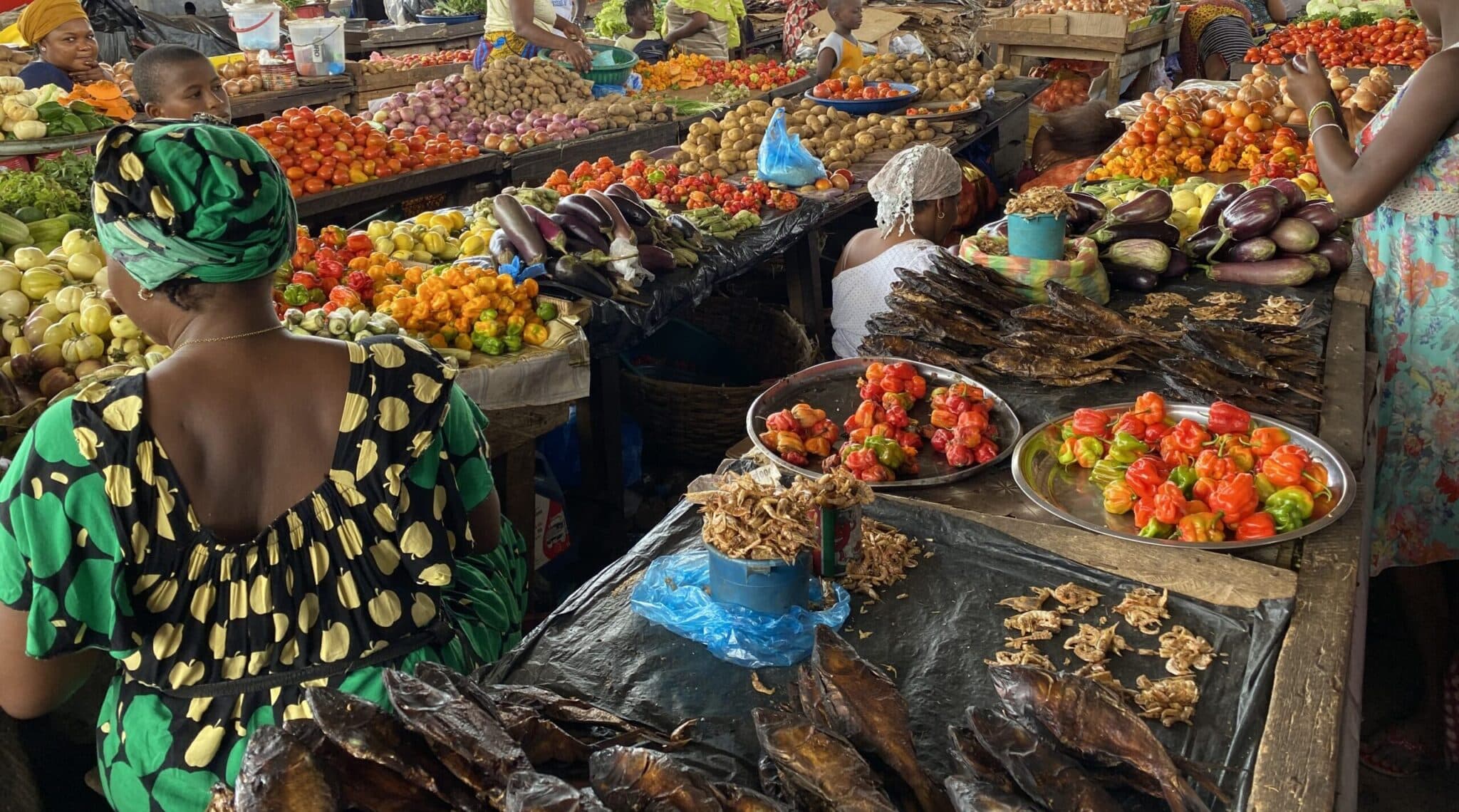 Guinée : Légère hausse des prix à la consommation en décembre 2024