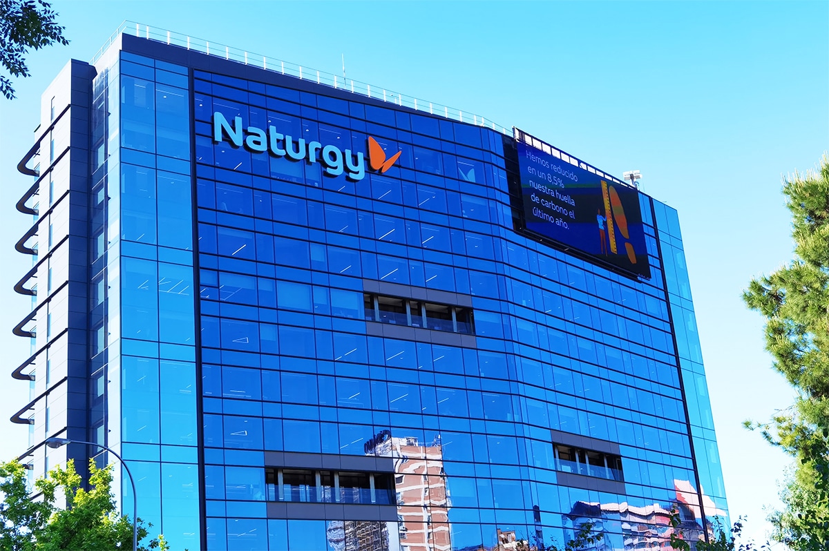 Énergie : l&rsquo;Émirati TAQA revient à la charge pour prendre le contrôle de l&rsquo;Espagnol Naturgy sous l&rsquo;œil vigilant de l&rsquo;Algérien Sonatrach