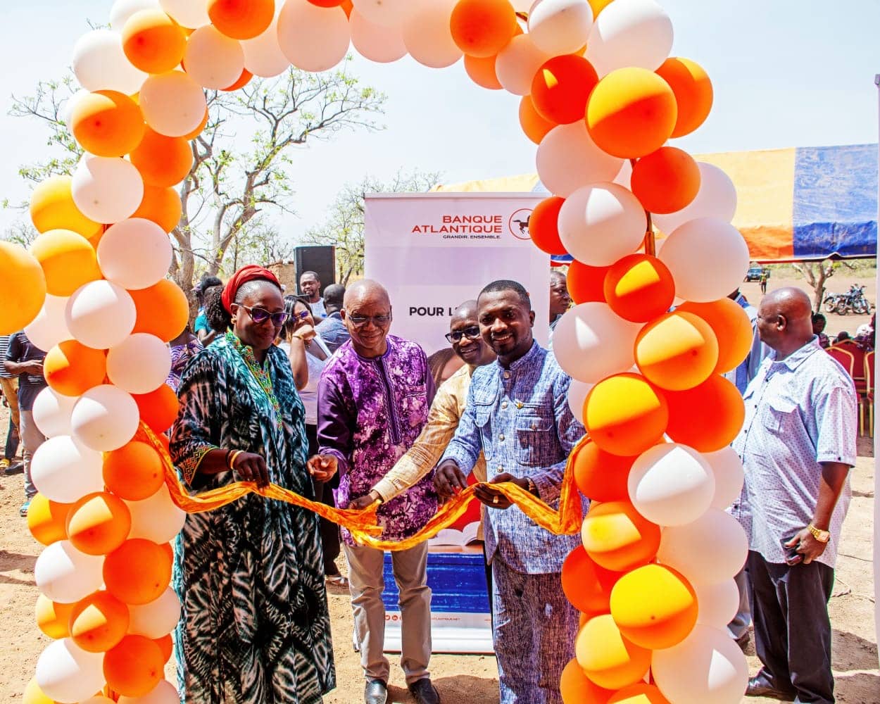Burkina Faso: Banque Atlantique offre deux salles de classe modernes à l’École Publique Poun Nord 