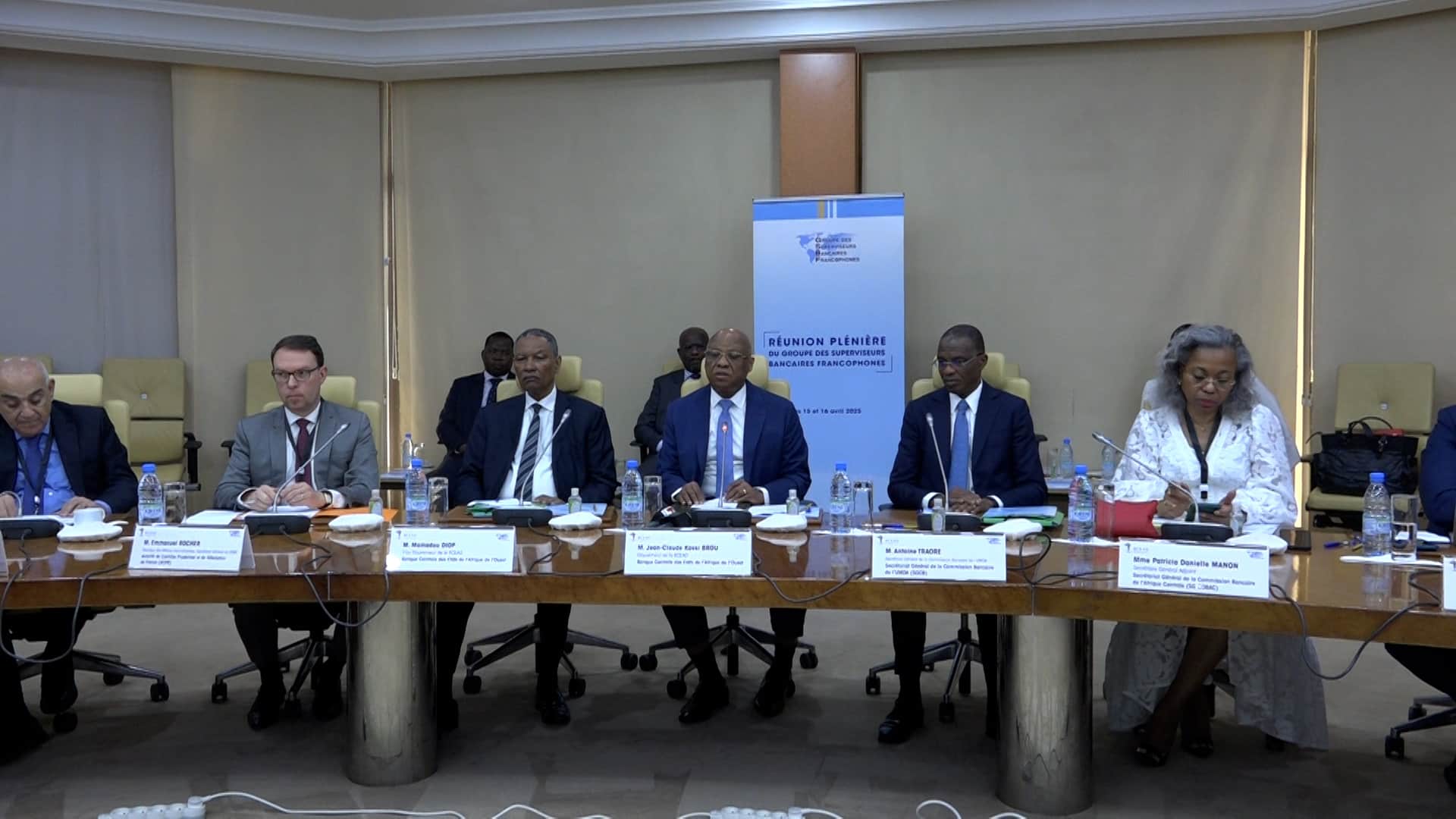 Enjeux de la résilience financière: les superviseurs bancaires francophones en réunion à Dakar