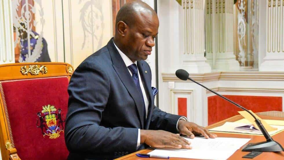 Gabon : le gouvernement plafonne les rémunérations des dirigeants des entreprises publiques
