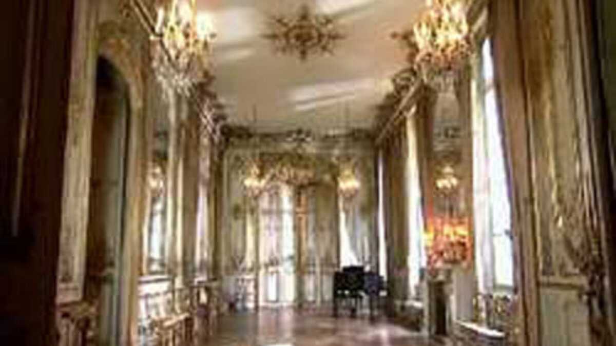 France – Gabon / Vente de l’hôtel Pozzo di Borgo, à Paris : dans le secret des négociations (Exclusif)