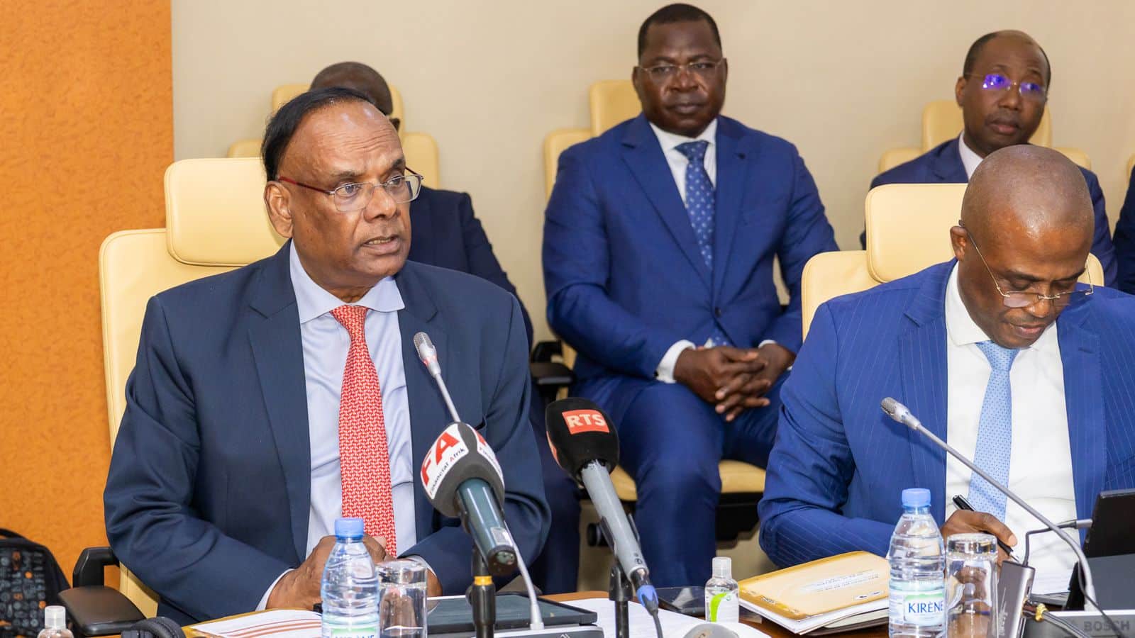 A Dakar, les gouverneurs des banques centrales africaines font un pas décisif vers une union monétaire