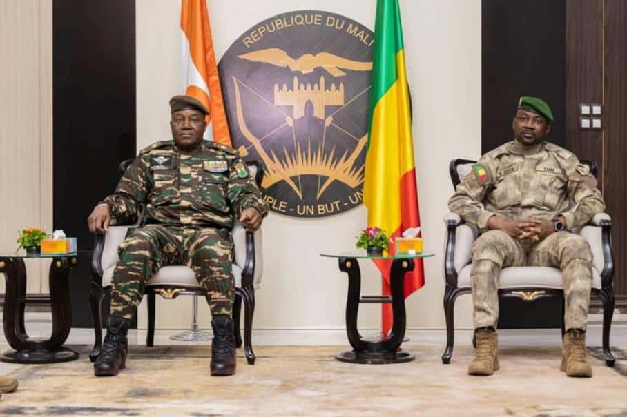 Coopération : le Niger convoie 40 citernes de carburant vers le Mali
