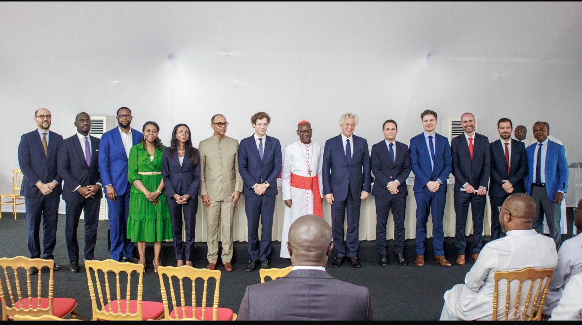Signature d’un partenariat entre le Groupe Duval et le Conseil d’Administration du Vicariat Apostolique d’Abidjan (CAVAA) pour la réalisation du projet «Village Notre Père»