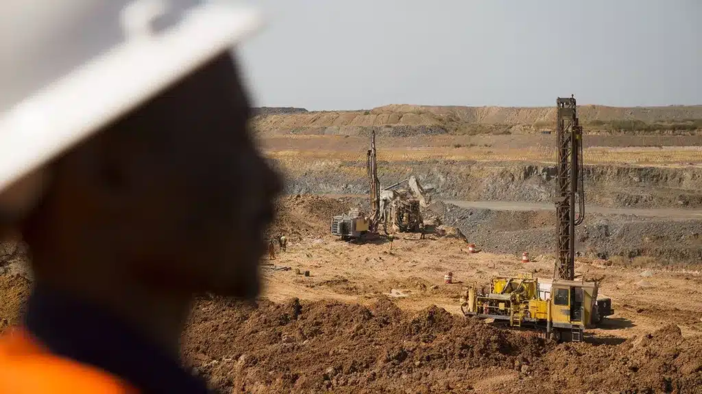 Mali : la production industrielle d’or chute de 32 %, le secteur minier sous pression