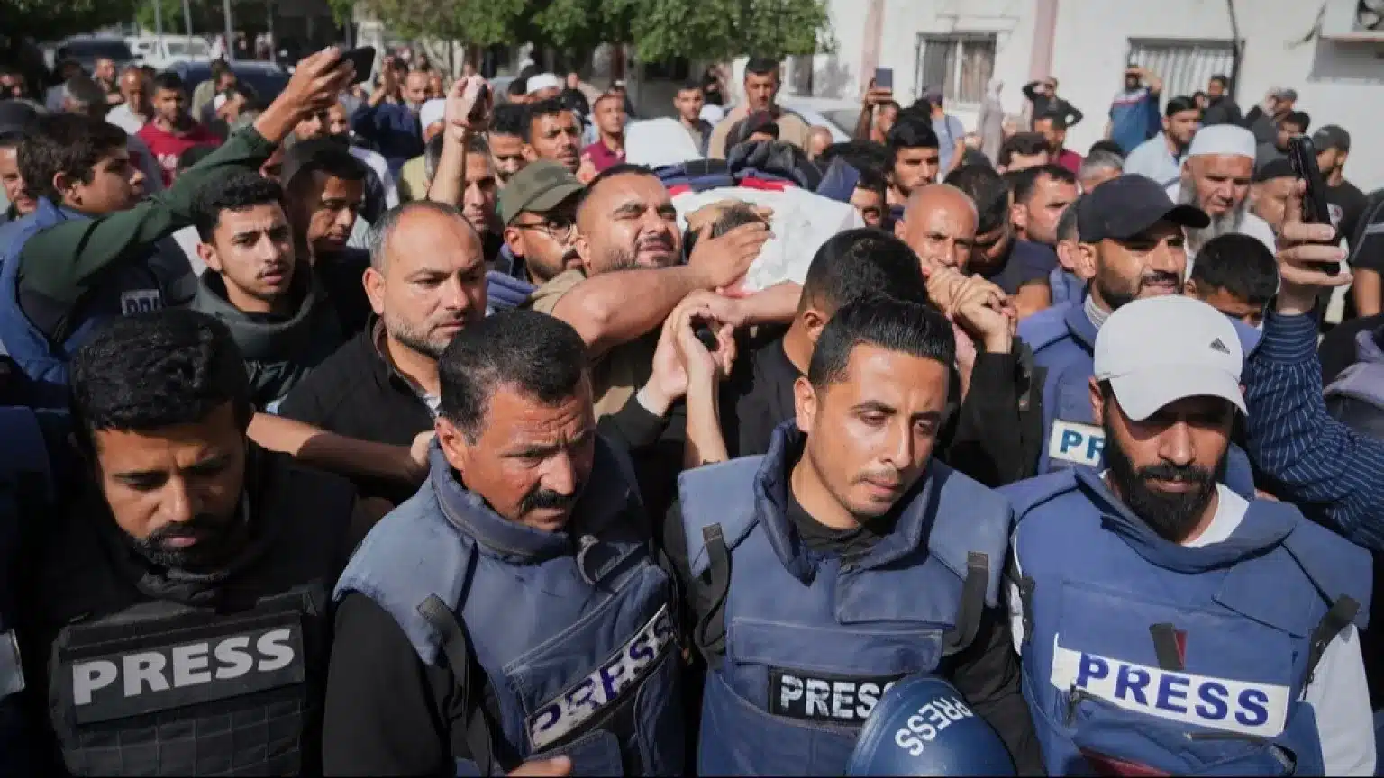 Plus de 200 journalistes tués à Gaza : l’UE sous pression pour sanctionner Israël