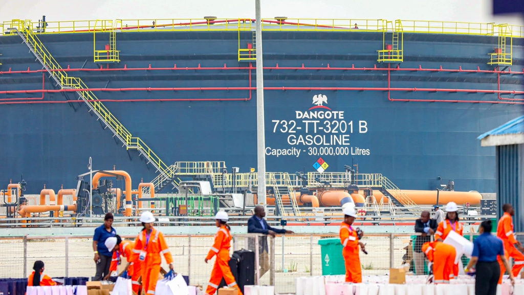 Dangote va lever 5 milliards USD pour l’expansion de sa raffinerie