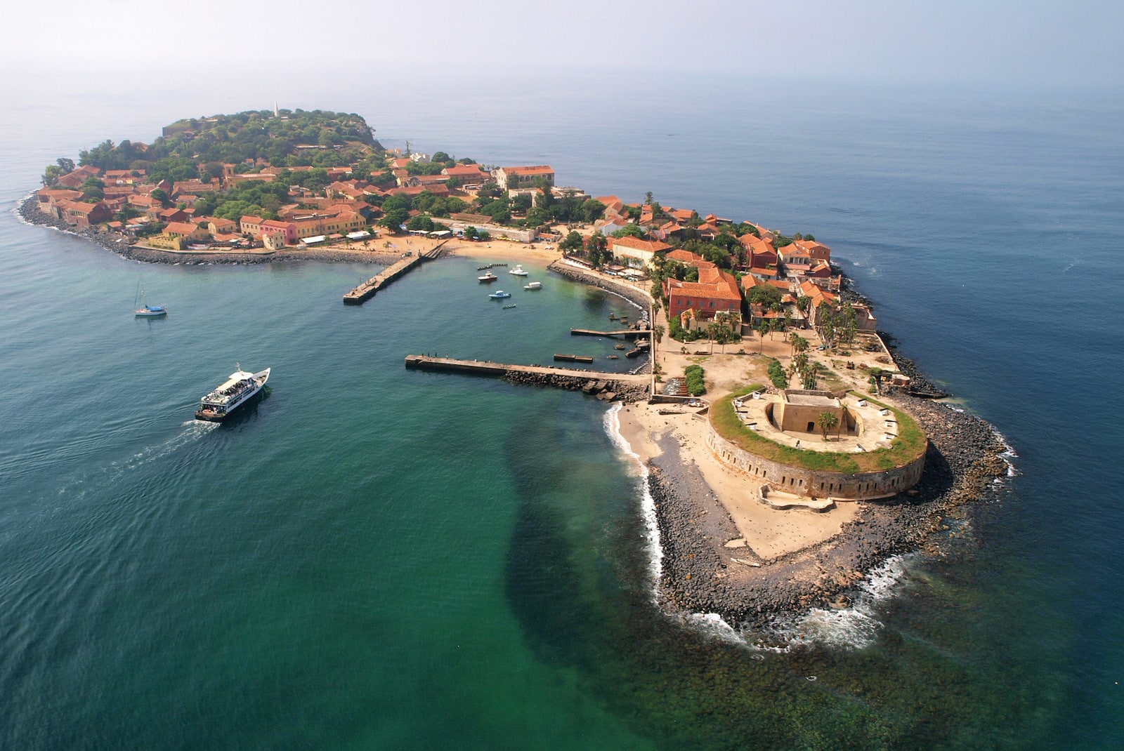 Sénégal : Gorée, Saint-Louis, Baie de Hann…, le français NGE à pied d’œuvre