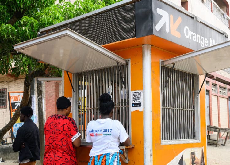 Orange annonce un dépassement de ses objectifs 2025 grâce à l’Afrique et au Moyen-Orient