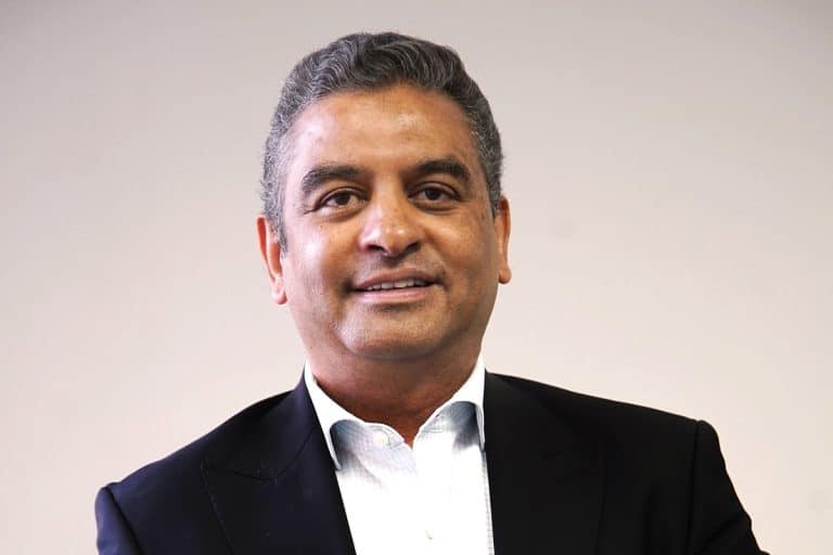 Old Mutual nomme l’ex-président de FirstRand, Roger Jardine, pour succéder à Trevor Manuel