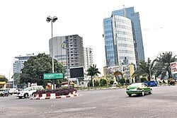 Congo : Moody’s relève la perspective à positive, Brazzaville regagne du crédit sur les marchés