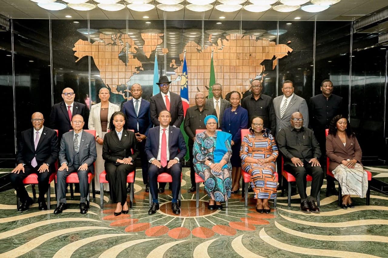 Accord historique entre le Botswana et la Namibie pour une raffinerie de 4 milliards de dollars
